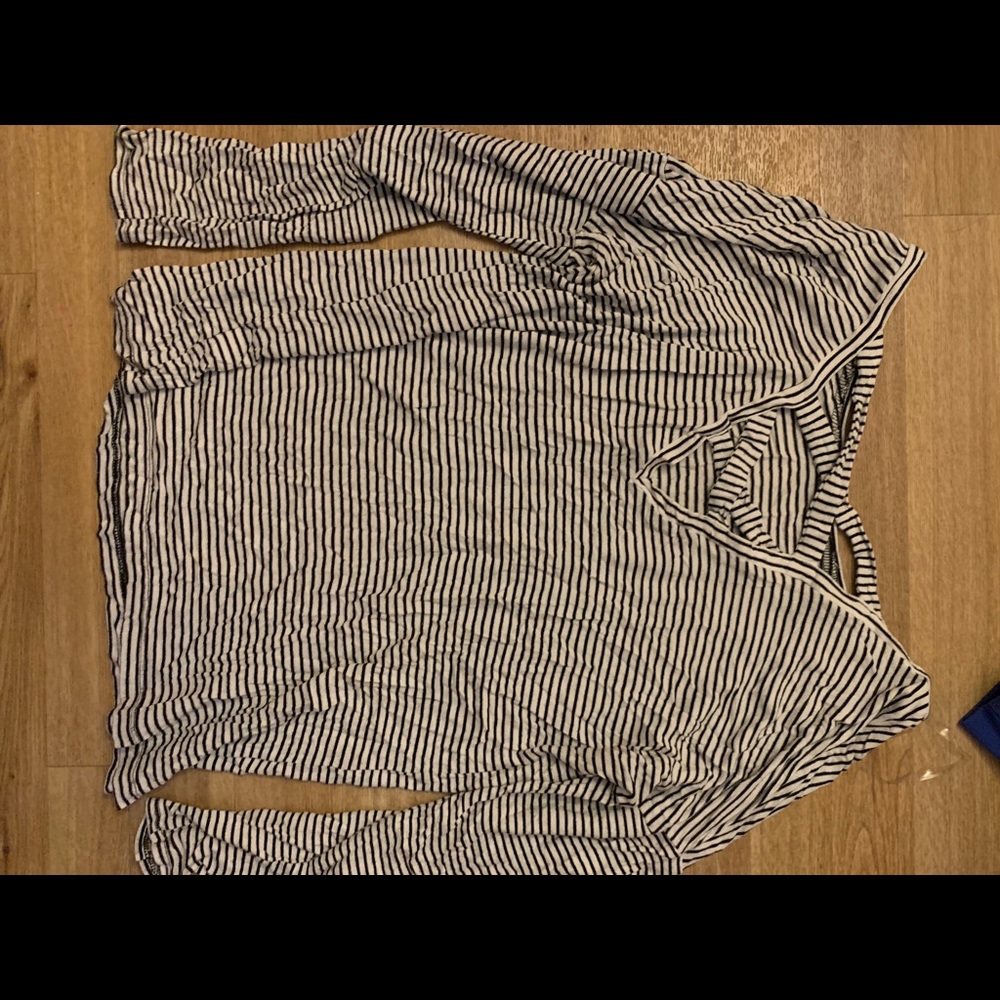 STRIPED TOP